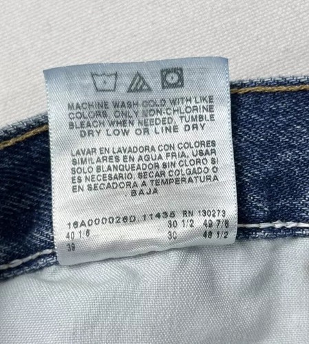 Wrangler Mens Size 38 X 30 Regular Fit Medium Wash Heavy Denim Work Casual - Picture 12 of 12