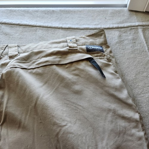 Berghaus Pants Mens 34x32 Beige Convertible Zip Off Hiking Outdoor Ripstop - Picture 16 of 18
