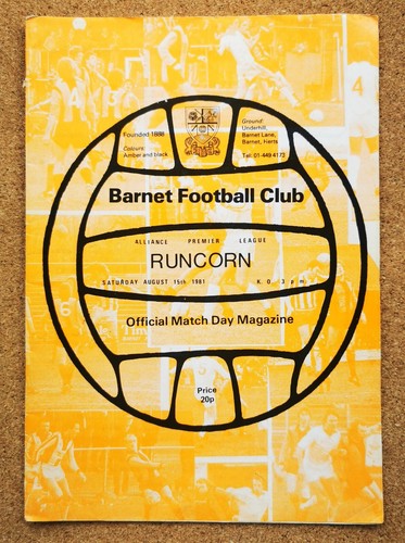 Programme Barnet Football Club Underhill (The Bees) Programmes - Various Years - Picture 5 of 35