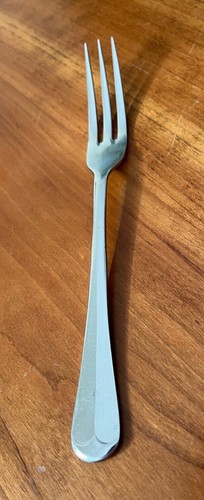 Reed & Barton OLDE LEXINGTON  Rebacraft Stainless Flatware Japan - Choice - Picture 5 of 9