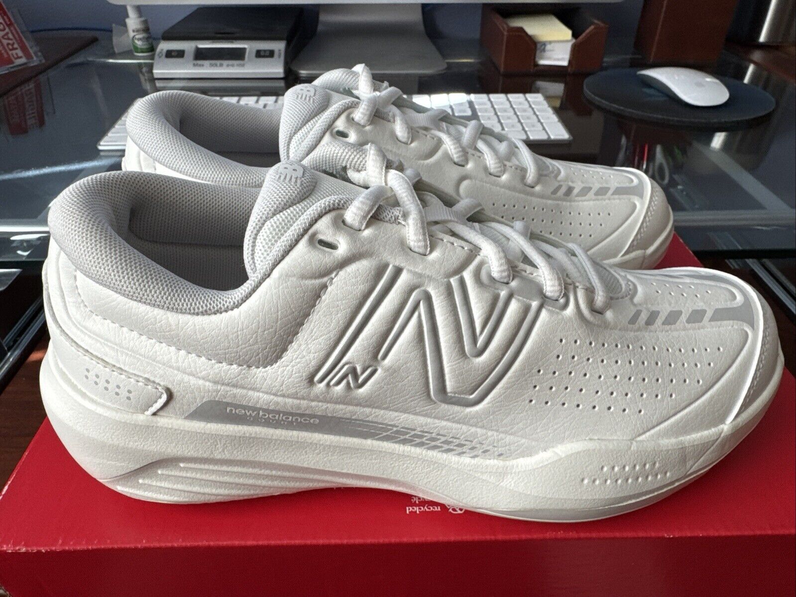 Picture 3 of 18