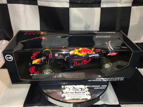 1:18 Minichamps 110201733 Max Verstappen Red Bull  RB16 Winner Abu Dhabi GP 2020 - Picture 11 of 12
