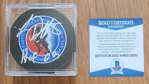 Luc Robitaille Signed Puck (Hockey Hall of Fame Logo - Large) W/ COA - Picture 3 of 3
