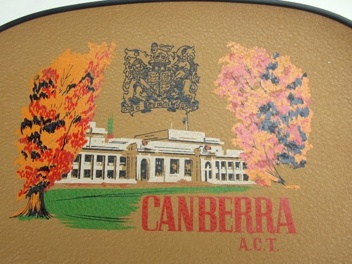 Retro 1960s 'Canberra ACT' Souvenir Melamine Serving Tray Collectables - Picture 3 of 8