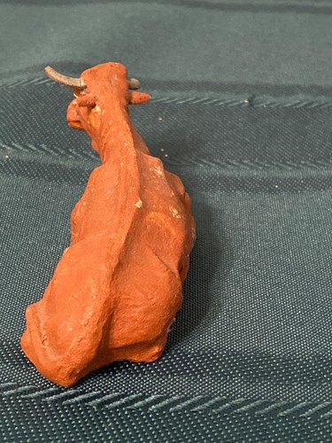 Antique GERMANY Putz LYING DOWN Cow NATIVITY STABLE Toy COMPOSITION 3.5”L - Picture 4 of 5