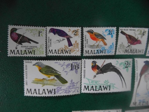 stamps : Malawi birds to 10/- mint + 3 used 1968. cv£ 44.6o 2015 - Picture 2 of 5