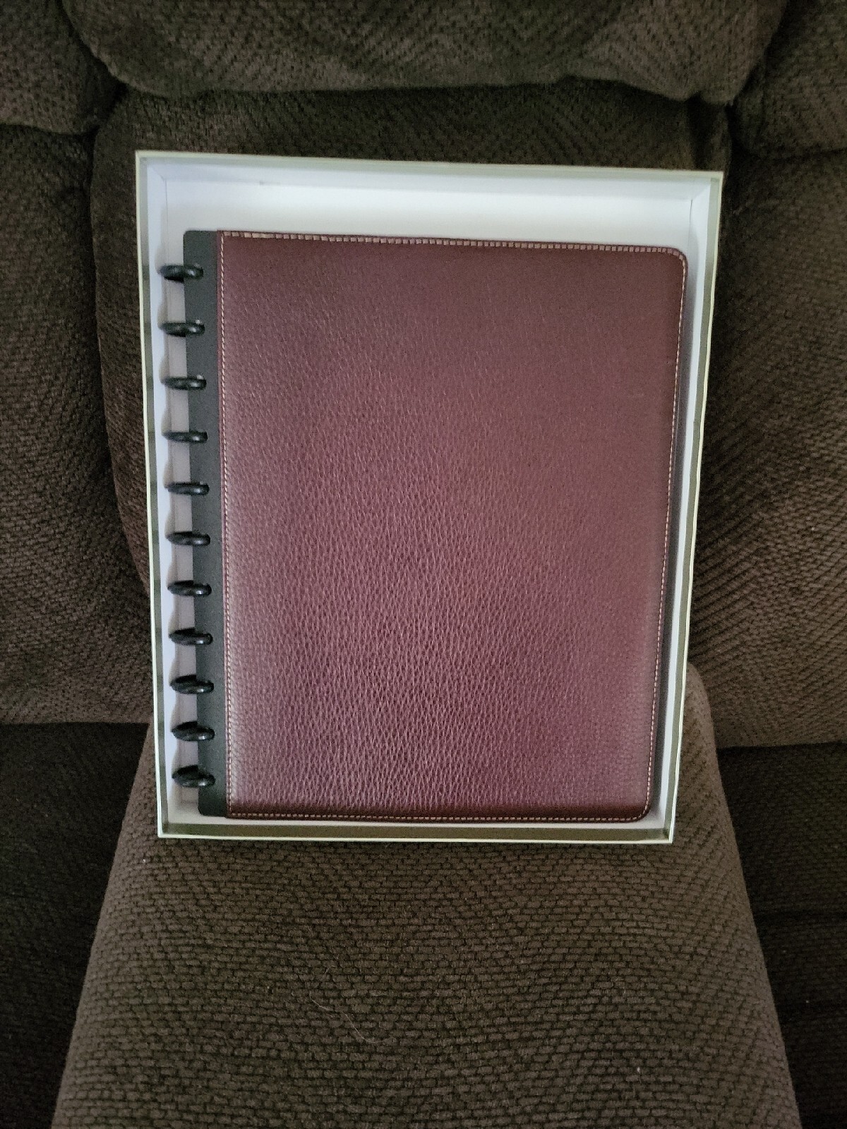 Picture 2 of 9