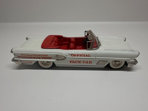 Brooklin Models 1:43 1964 Ford Mustang & 1958 Pontiac Bonneville Pace Cars - Picture 7 of 11