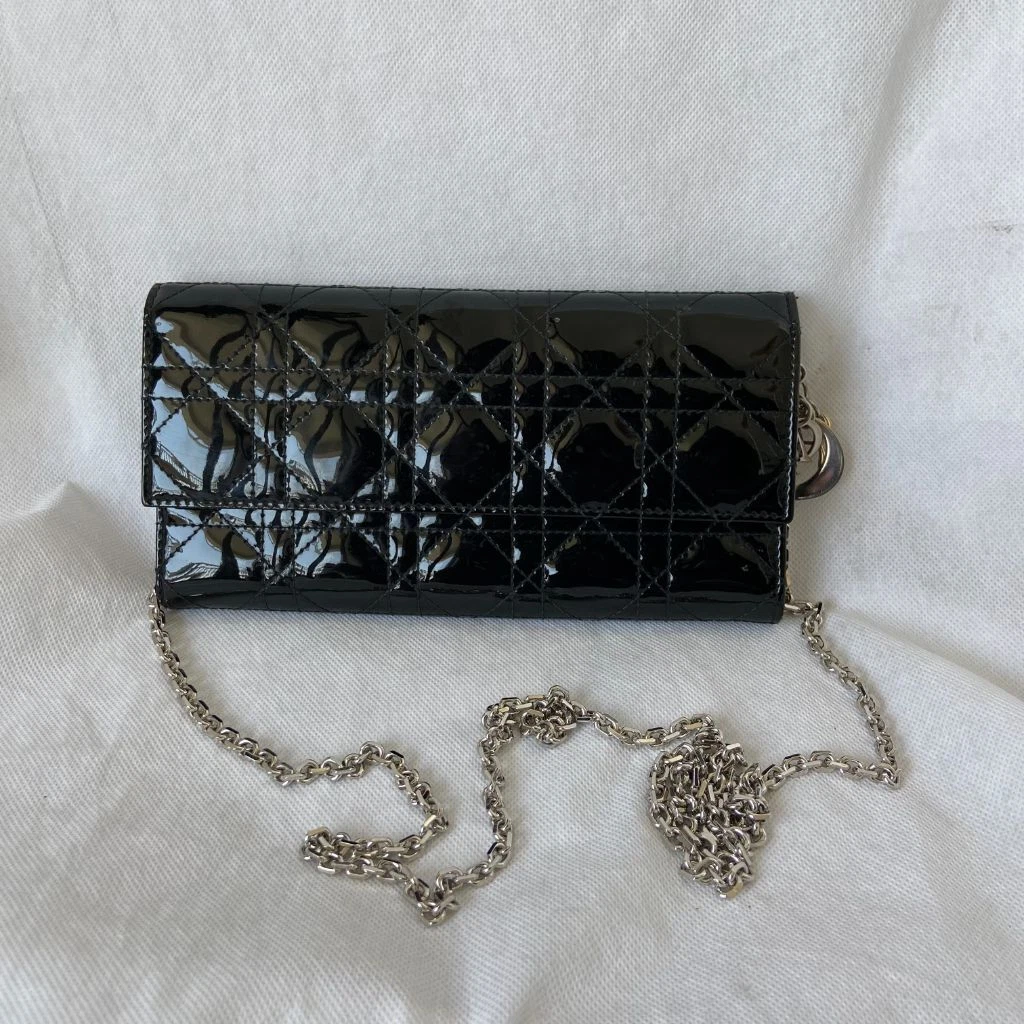 Portefeuille cannage cuir noir Dior sur chaîne