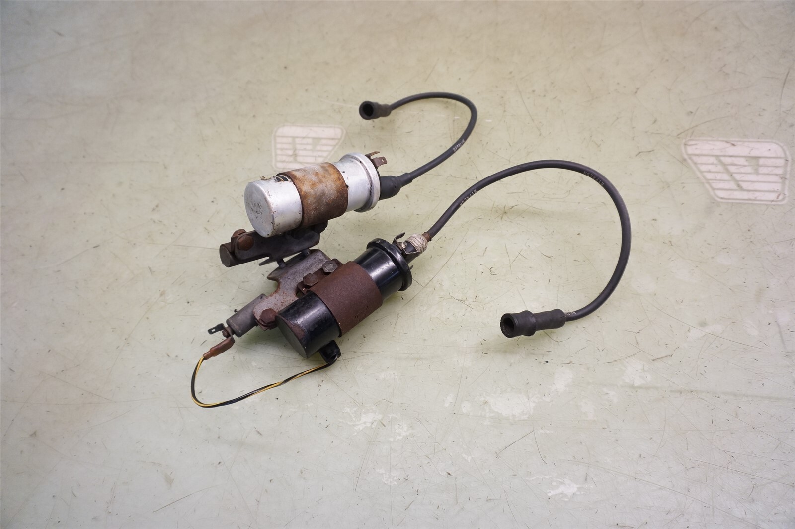 1966 Triumph Bonneville T120R T120 R 650 Trophy TR6 *2661 Coils eBay