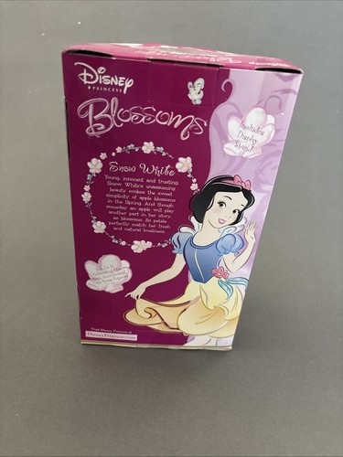 Disney Princess Blossoms Snow White Brass Key 7" Porcelain Doll - Picture 2 of 2