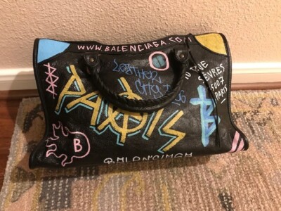 J*J様 BALENCIAGA limited graffiti leather J*J様 BALENCIAGA limited graffiti leather - メルカリ
