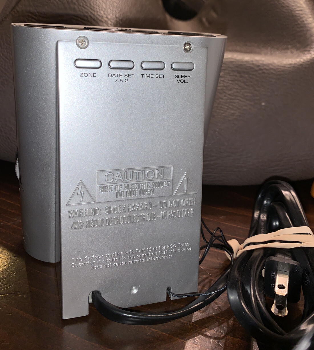 Timex T308S LCD Auto Set Digital Clock Am/fm Radio and Nature Sounds