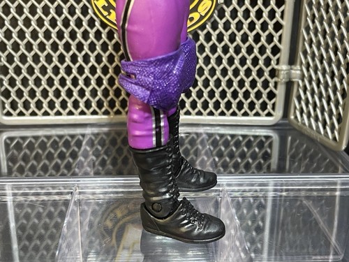 WWE Purple Knee Pads 4 Mattel Elite Or Jakks Figure Toy wrestling Accessory WWF - Picture 9 of 10