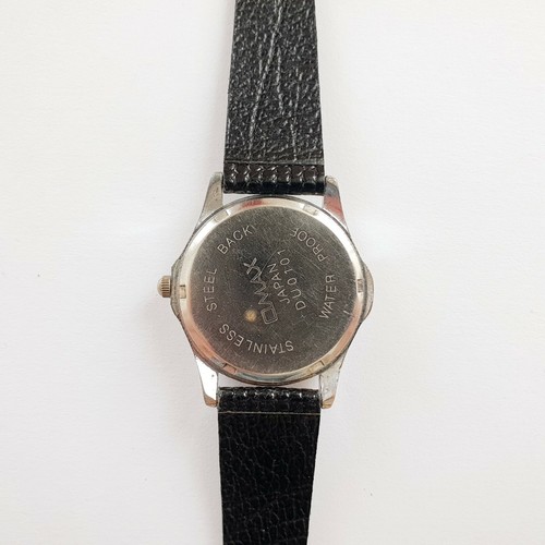 Qmax 37mm Quartz Waterproof Watch Black Dial and Watch Strap Silver Tone Case - Picture 10 of 12
