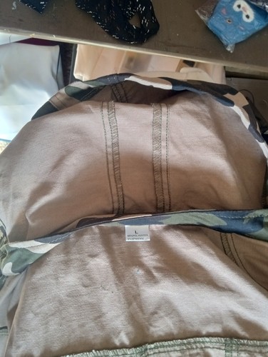 Damen Camouflage Hoodie Canvas Jacke. Gemarkt L, passt wie M. Neuzustand - Bild 5 von 11