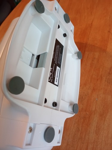 SIZZIX Big Shot Foldaway Die Cutting Machine White Discontinued - Picture 4 of 5