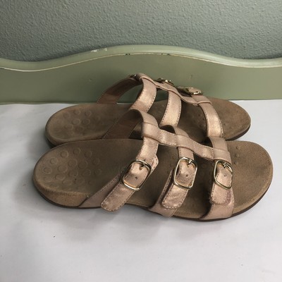 crocs chef shoes near me