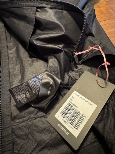 RAPHA MEN'S EXPLORE LIGHTWEIGHT JACKET Black Size M - Picture 13 of 24