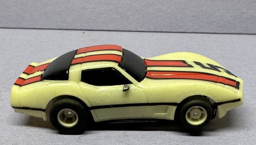 Vintage TYCO "Nite Glow" Corvette Glow In Dark Slot 1990 ZRI