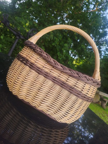 Heavy-Duty Foraging Wicker Basket – Two-Tone Wicker Market Tote for Mushroom - Picture 6 of 13
