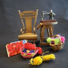 VTG 1970s Concord Sewing Machine table, Craft Room Miniatures Lot 1:12 Scale