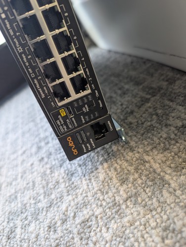 HP Aruba 2530-48G PoE+ Switch Great Condition - Zdjęcie 3 z 6