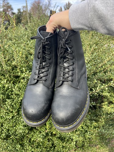 Botas Dr Martens 1460 Cuero Negro Puntera de Acero Antideslizantes Hombres Talla 12 M - Imagen 11 de 14