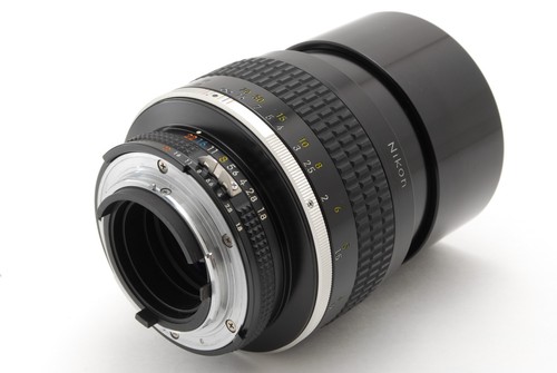 【MINT-】Nikon Nikkor AIS AI-S 105mm f/1.8 Telephoto Lens - Picture 5 of 12