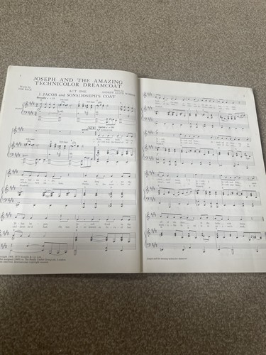 Joseph And The Amazing Technicolor Dreamcoat Vocal Score - Picture 3 of 3