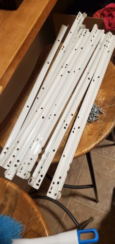 Drawer slides, 20" cabinet, white, brackets Draw Brackets Pre-owned 4 Sets - Picture 4 of 5