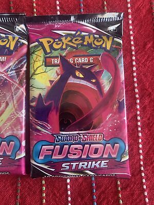 Pokémon TCG: Sword & Shield-Fusion Strike Sleeved Booster Pack (10 Cards)