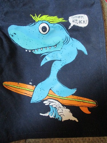 Boy's Arizona Jeans Shark Swimming Trunks 5T New Retail Is $24 - Picture 2 of 6