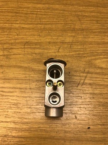 BMW E46 [98-05] A/C Air Con Airconditioning Matrix Radiator Valve - 8381504 - Picture 4 of 8