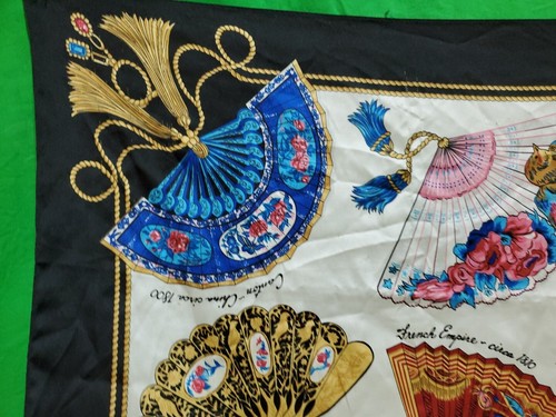 Vintage Avon Scarf Italy Fans From Around The World 35x34 - Picture 6 of 6