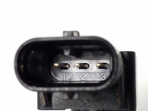 Mercedes Benz Gl-Klasse X166 2014 Drucksensor A0071530528 - Bild 2 von 3
