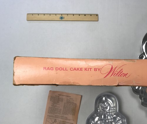 Vintage Wilton Cake Pans Sugar Plum 2 Rag Doll Cake KIt w/Box 1971 - Picture 9 of 10