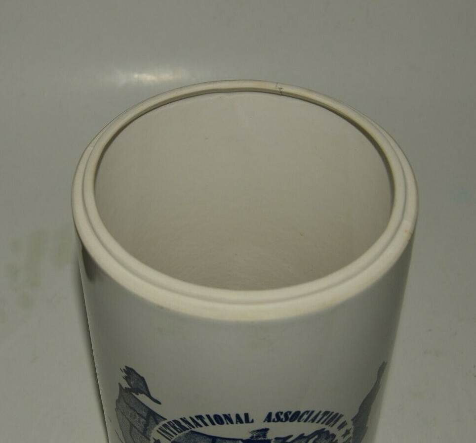 Picture 4 of 8