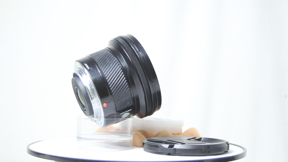 Minolta AF 20mm F/2.8 Wide Angel Lens for Sony A Mount From