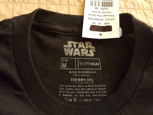 Camiseta Stormtrooper Snow Sledding Star Wars M Mediana Nueva con Etiquetas Licencia Nueva INV365  - Imagen 5 de 6