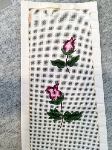 Canvas ROSES (4) 5x24" stamped designs (2 leaves stitched) vintage unbranded - Picture 8 of 9