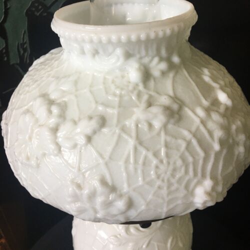 Gothic Victorian Fostoria Spiderweb & Pansy Milk Glass Lamp - Picture 4 of 17