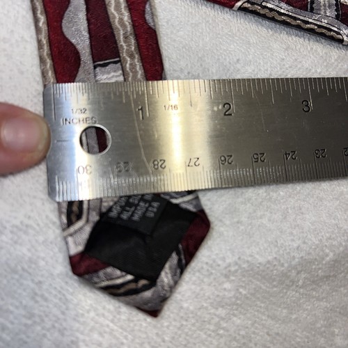 Astratto Men's Silk Tie 56.5" X 3.75" Red, White And Black Geometric - Picture 5 of 11