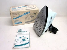 VINTAGE PROCTOR-SILEX LIGHTWEIGHT STEAM / DRY IRON #I1300, MADE IN U.S.A.