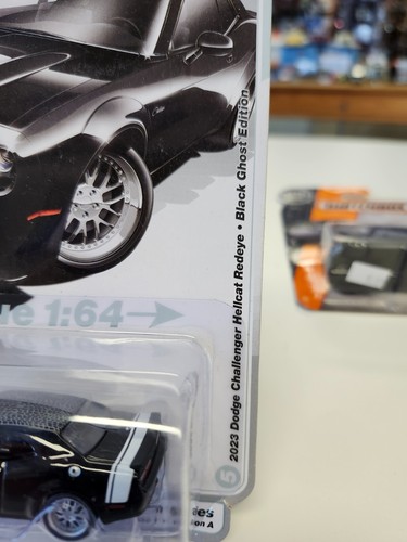 Dodge Challenger Hellcat Redeye Auto World Modern Muscle R1 V.A #5 2023 - negro - Imagen 3 de 4