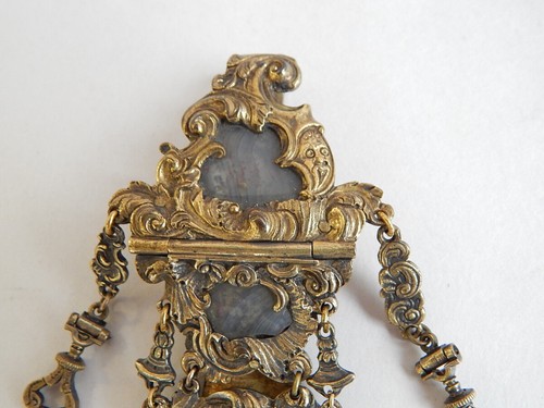 Antique Rare Pinchbeck Or Brass Sewing Chatelaine 1750s Rococo Style 5" - Picture 2 of 4