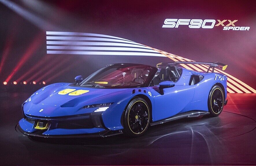 Ferrari Speciale SF90 XX Spider OEM Carbon Key New Condition Ferrari Speciale SF90 XX Spider OEM Carbon Key New Condition