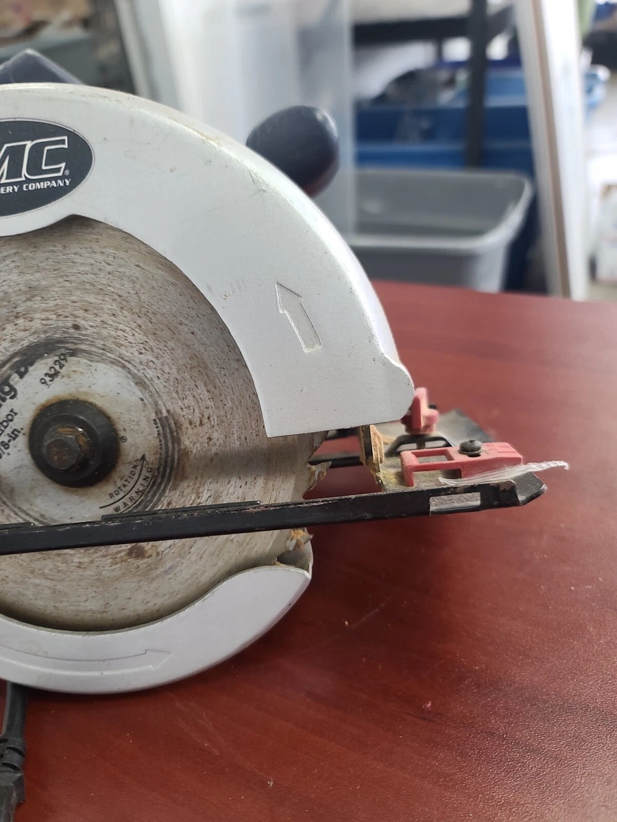 GMC 12 Amp Circular Saw MX185UL Wired