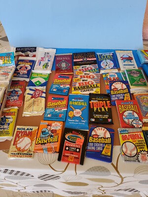 Vintage 1990 Score Baseball Cards - Lot Of 100 Cards In 7 Unopened Wax & Cello Packs