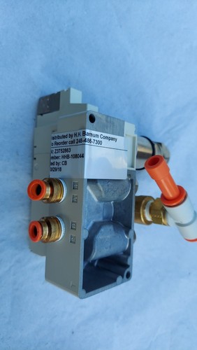 New HH Barnum HHB-108044 SMC VQ2100-5W1 Valve Configuration - Picture 3 of 6